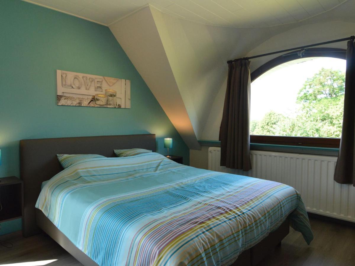 Villa Elegant Villa In Stavelot With Fitness Playroom *