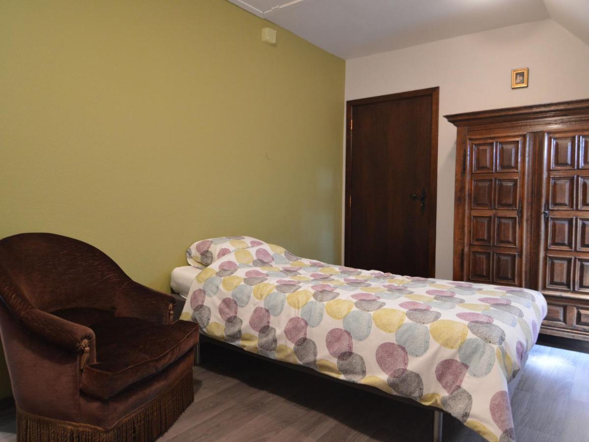 Elegant Villa In Stavelot With Fitness Playroom Villa