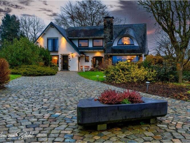 Elegant Villa In Stavelot With Fitness Playroom